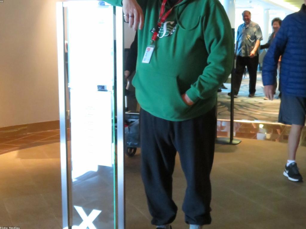 ផលប៉ះពាល់សេដ្ឋកិច្ចពីម៉ាស៊ីនស្លុត